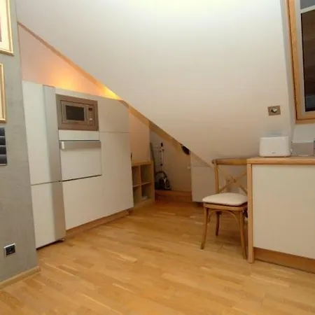 Irs Royal Apartments Apartamenty Irs Sopockie Kamienice Lägenhet Sopot